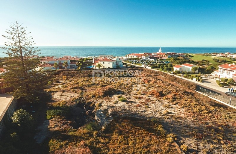 Golf & Beach Resort plot
