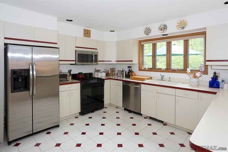 4 bedroom House For Sale: 23 Amalfi.. - 2