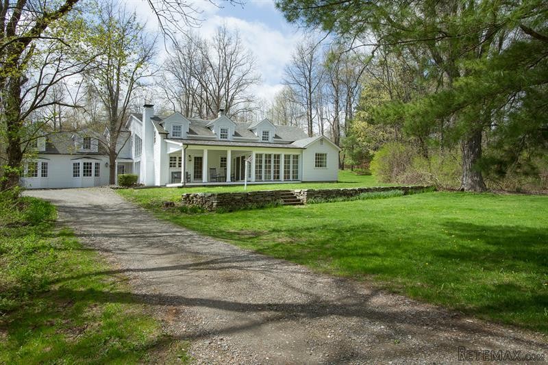 4 bedroom House For Sale: 619 Deep..