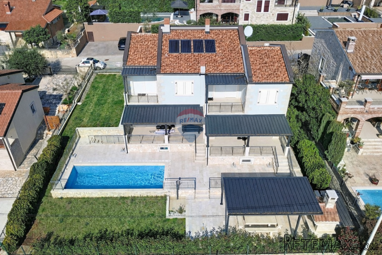 Istra, Kaštelir-Labinci - samostojeća kuća sa 3 stana, pogle