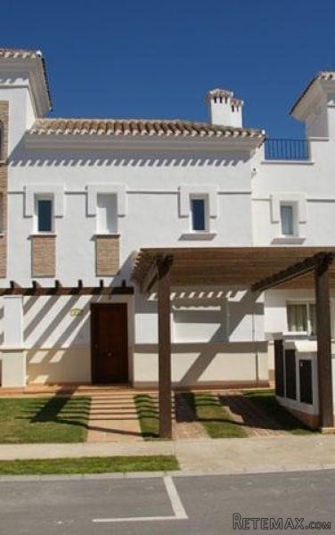 2 bedroom town house for sale