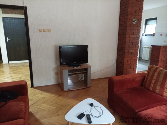 Izdajem prazan stan 100m2, Beograd - 4