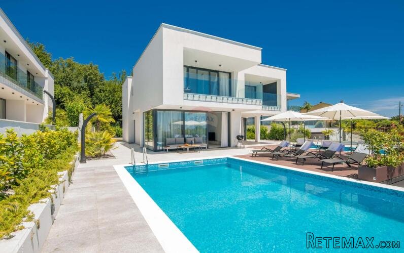 OPATIJA,VEPRINAC- nova vila s bazenom, garažom i pogledom na