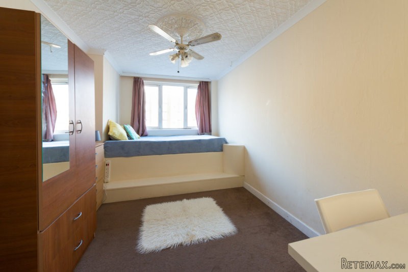Single with double bed near Baker..