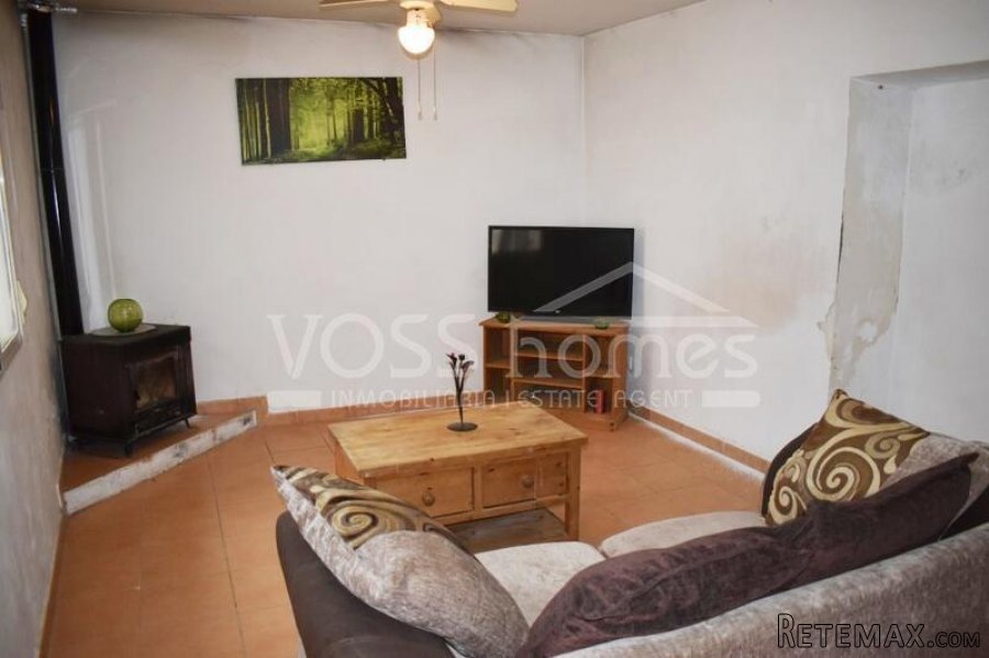 Deceptively spacious, 2 storey village houseof 138m2 in Las.. - 7