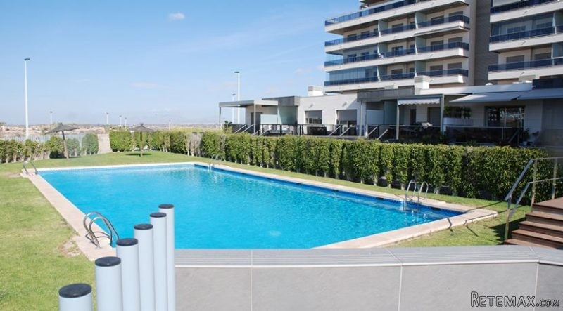 2 Bedrooms - Apartment - For Sale - 2