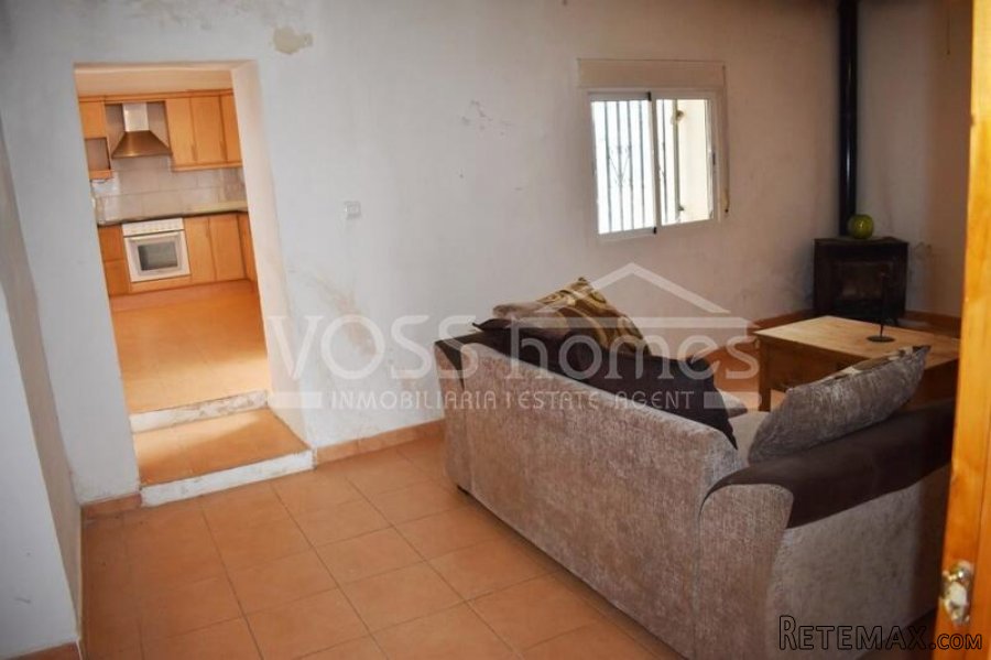 Deceptively spacious, 2 storey village houseof 138m2 in Las.. - 10