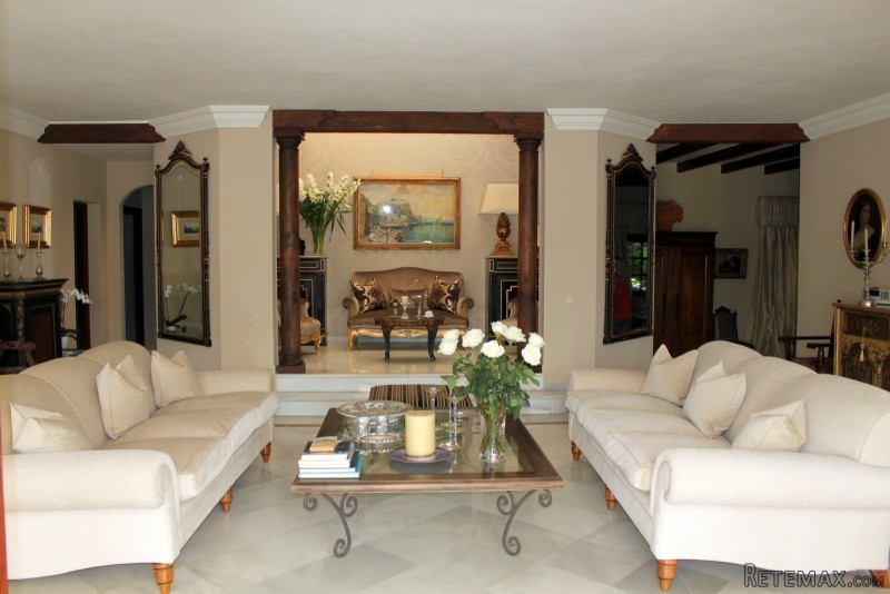 Beautiful Traditional Private Villa in..