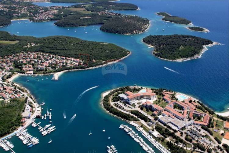 ISTRA, PJEŠČANA UVALA PREKRASNO GRAĐEVINSKO ZEMLJIŠTE... - 2
