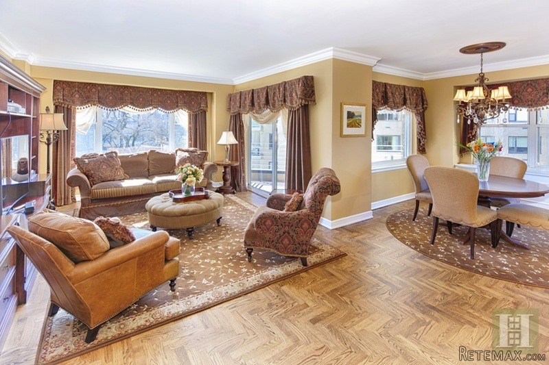 2 bedroom Apartment For Sale: 200 EAST..