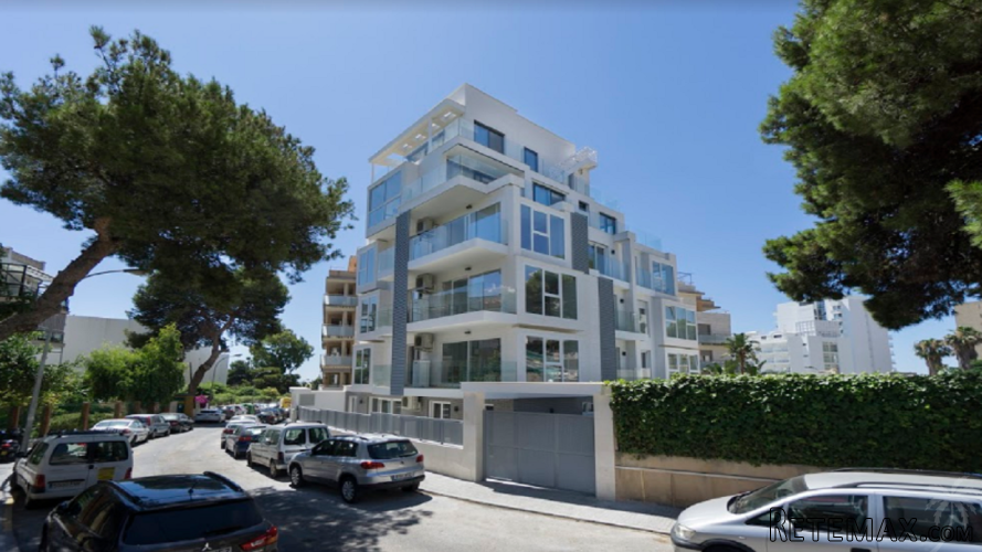 A small-scale, high-quality new construction project just..