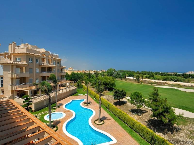 New build : 2 bedroom apartment in Oliva