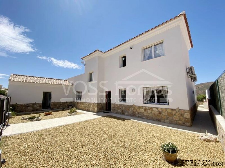 RESERVED/SALE AGREED 2023 & NEW & EXCLUSIVE TO VOSS HOMES -.. - 9
