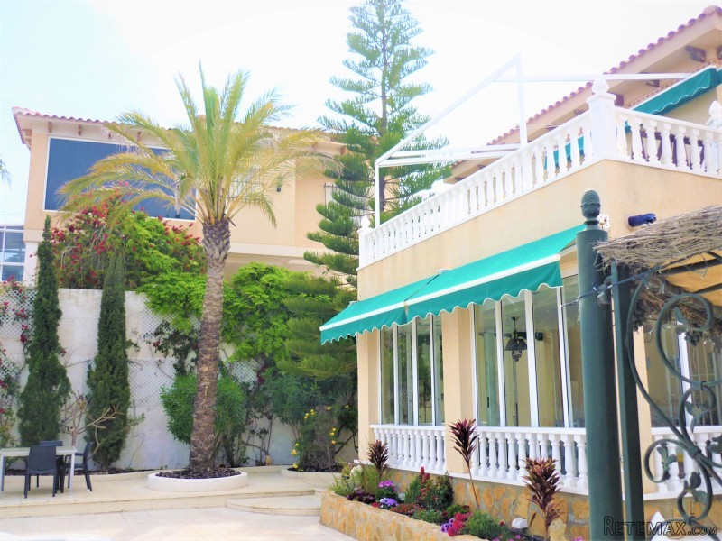 San Miguel Gorgeous 4 Beds Villa Sps6529