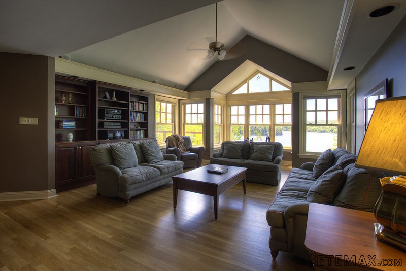 4 bedroom House For Sale: 13456 Peggy's.. - 2