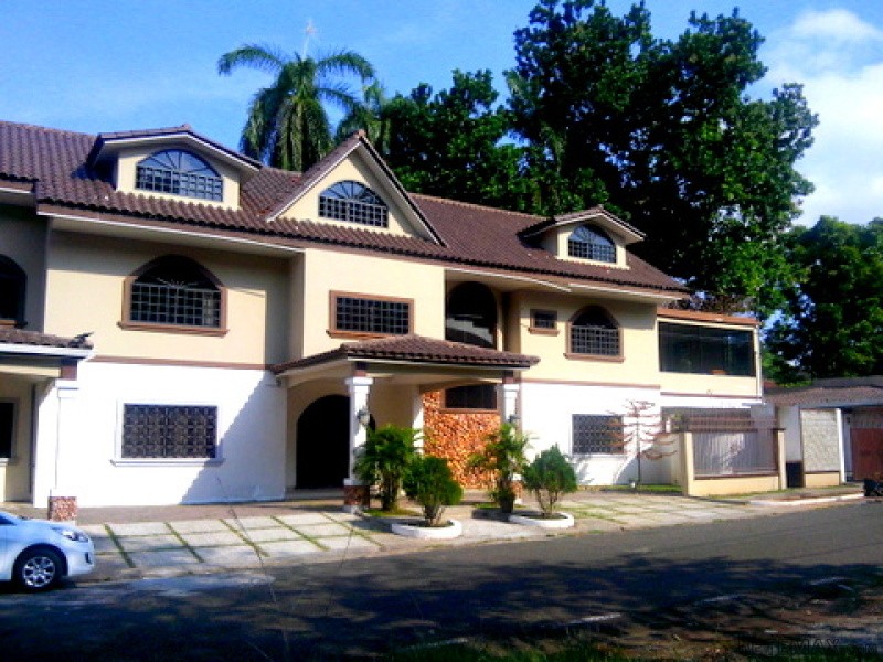House in Llanos de Curundo for Sale or.. - 2
