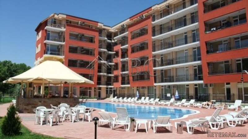 Spacious apartment with 1 bedroom and 2..