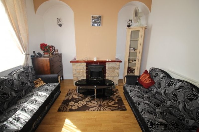 4 bedroom, Terraced House house for sale - 2