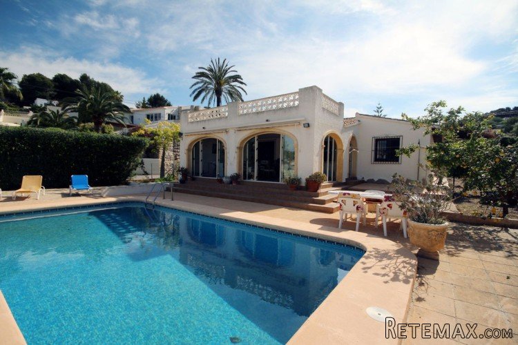 This three bedroom villa located in a very tranquil..