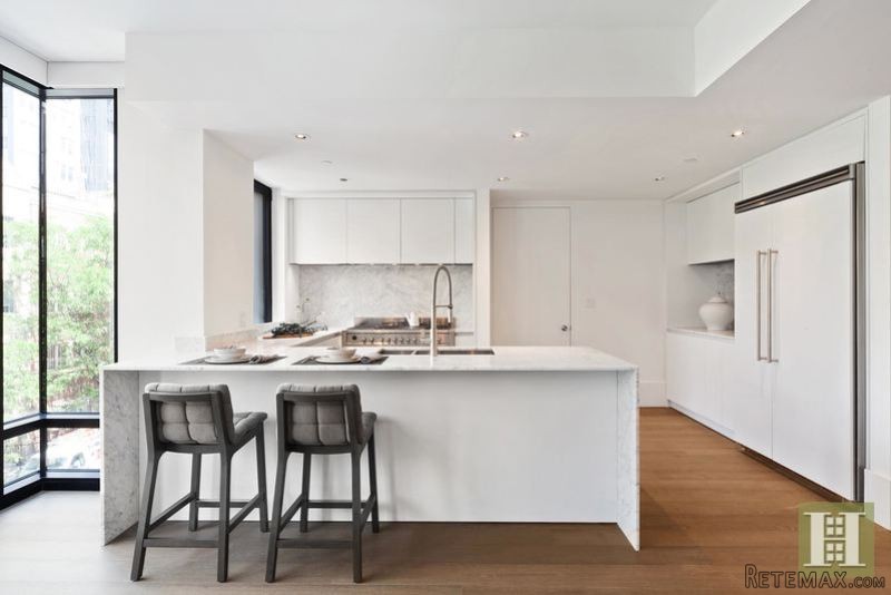 3 bedroom Property For Sale: 429 KENT.. - 2
