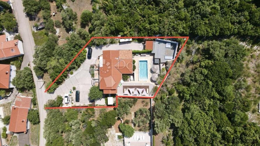 EKSKLUZIVNO! 3D TOUR! APARTMANSKA KUĆA 700 M OD MORA - 3