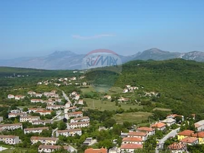 LABIN, STAN "NOVE ZGRADE" 51 M2
