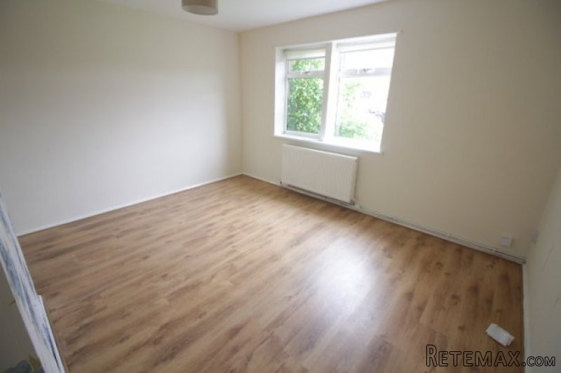3 bedroom, Semi-detached House house.. - 2
