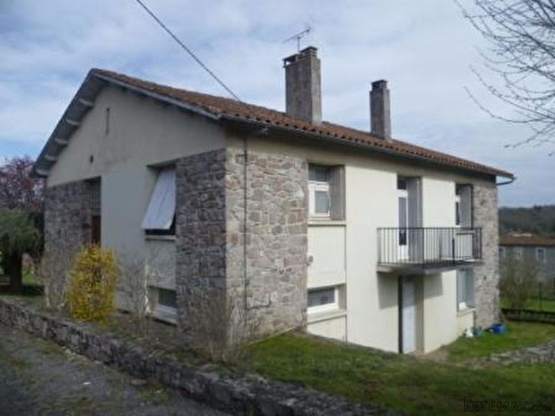 EC0891al Spacious 3 Bed Detached..