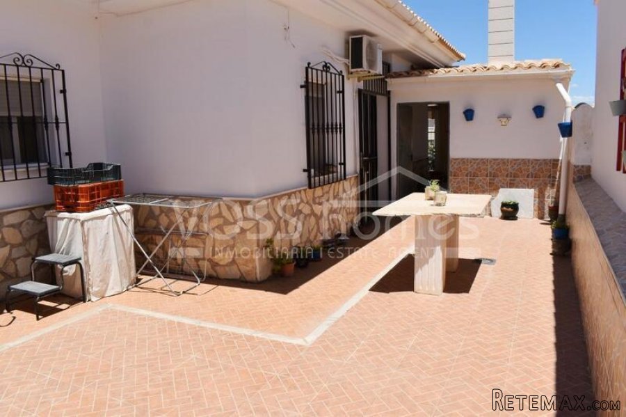 An absolute bargain, 3 bed, 2 bath, villa with H&C aircon.. - 11