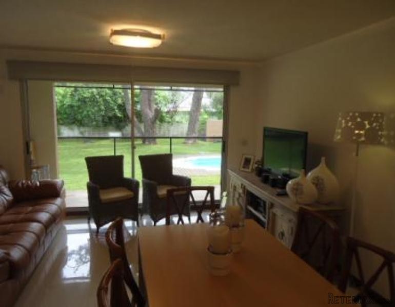 2 Bedroom Apartment - For Sale - Rinc...