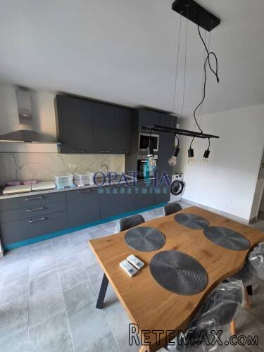 Elegantno renoviran stan na prvom katu i idealnoj lokaciji/.. - 3
