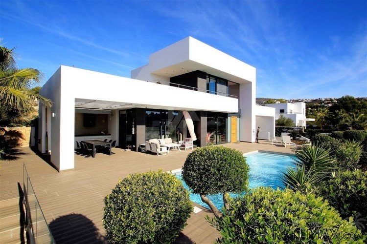 Lovely modern build villa in 2016 in a tranquil area at..