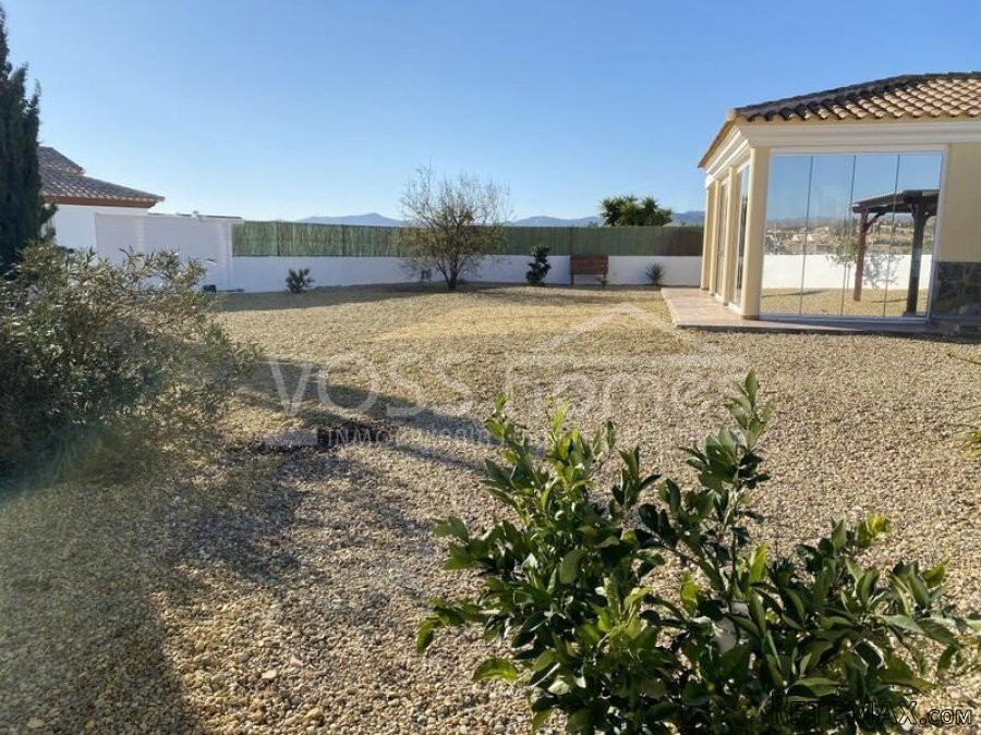 NEW & EXCLUSIVE LISTING TO VOSS HOMES - A recently.. - 13