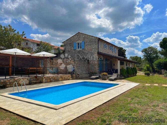 SNIŽENO!!!! UHODANA KUĆA ZA ODMOR S BAZENOM I 7144 m2 OKUĆNI - 3