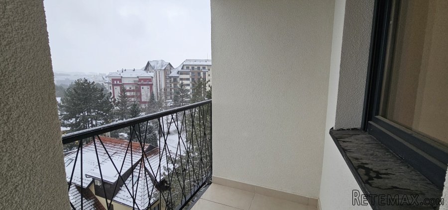Uži centar stan na prodaju-Zlatibor - 5