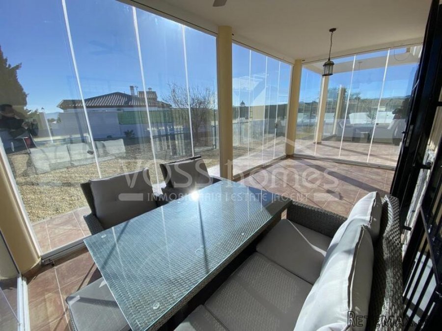 NEW & EXCLUSIVE LISTING TO VOSS HOMES - A recently.. - 16