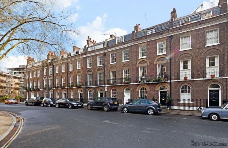 Northampton Square, Clerkenwell, EC1V - 2