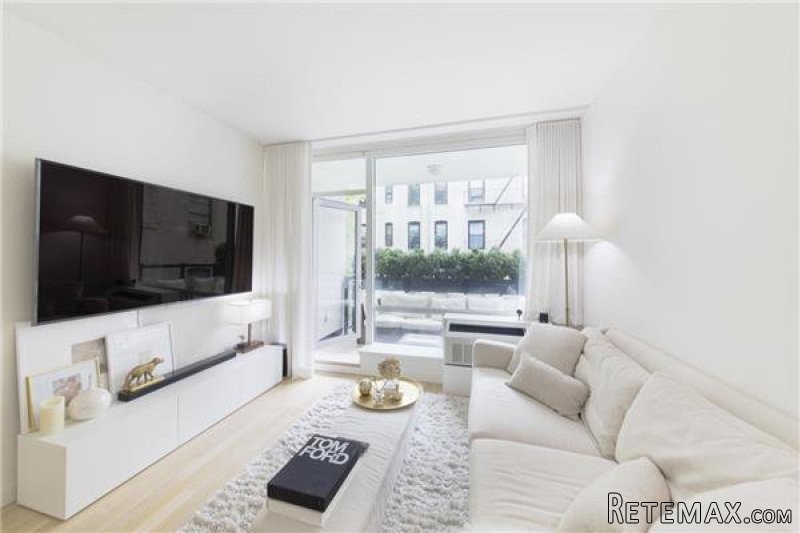 2 Bedrooms - Townhouse - New York State..