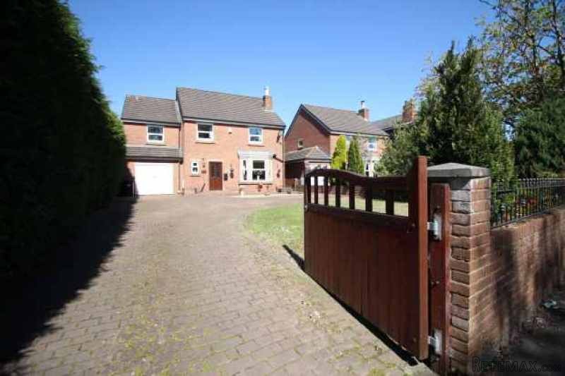 5 bedroom, Detached House house for sale