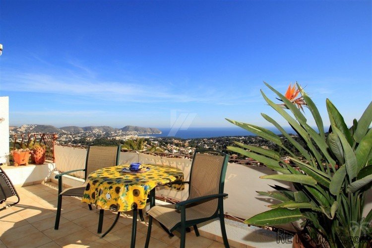 This immaculate sea view bungalow is distributed over two..