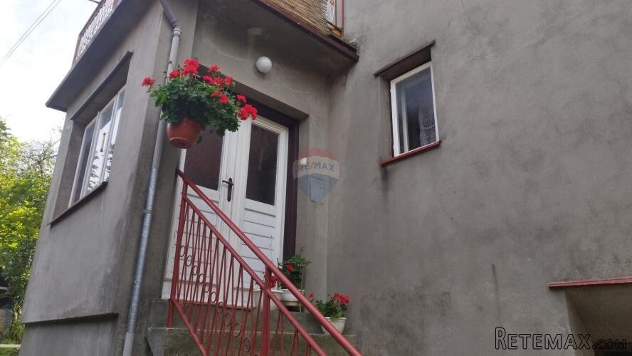 Kuća u centru Ravne Gore