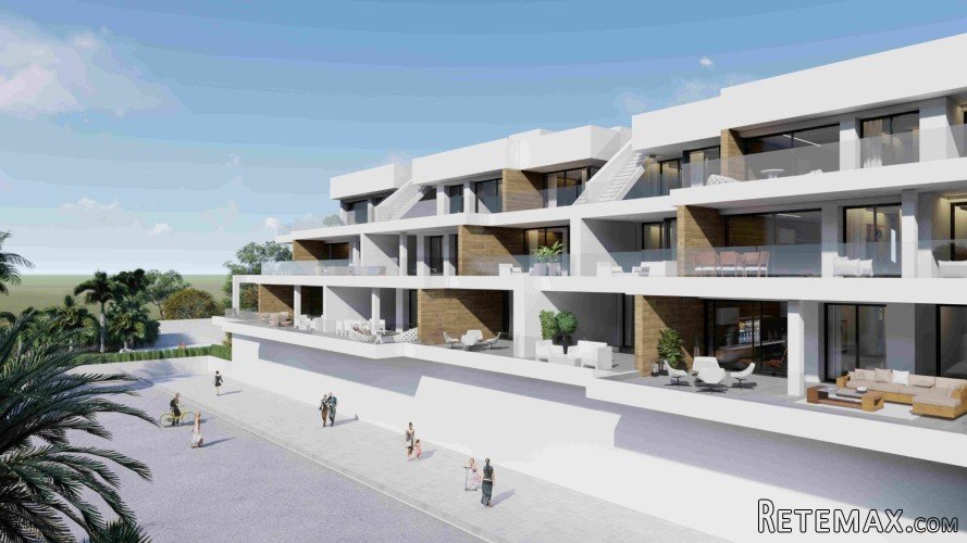 Los apartamentos se ubican en Villamartín, en un complejo.. - 2