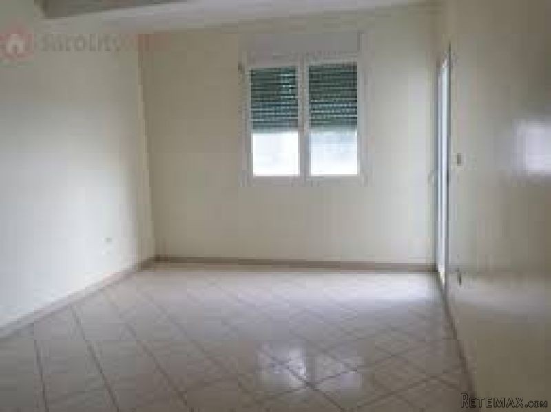 Appartement usage bureau a zerktouni