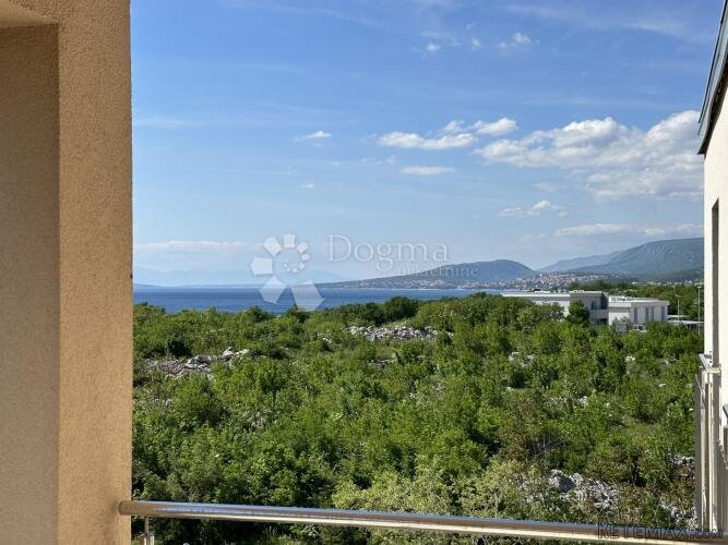 Apartman Klenovica 96m2 40 m od mora