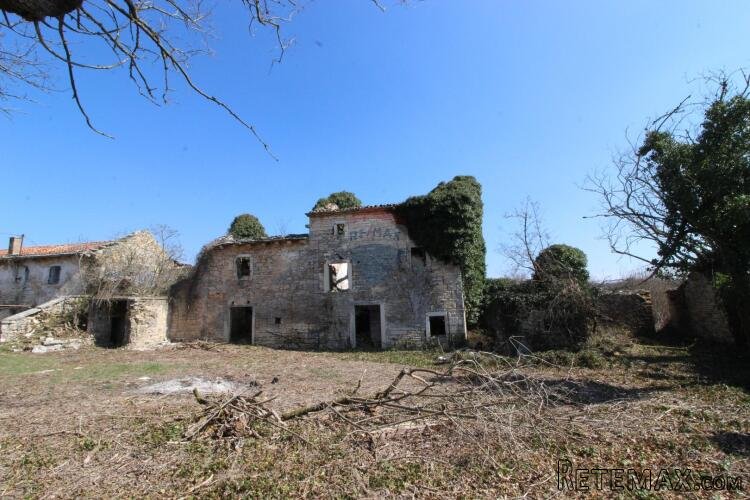 Istra, kompleks kamenih kuća za renoviranje