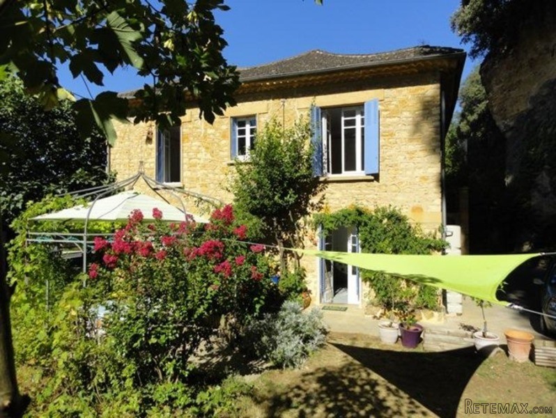 Sarlat At Walking Distances To All..