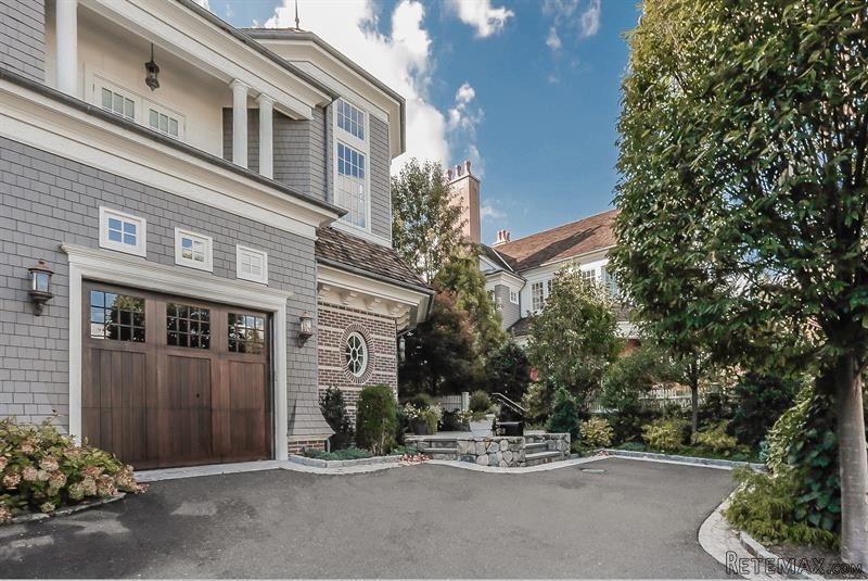 3 bedroom House For Sale: 10 Ridge..