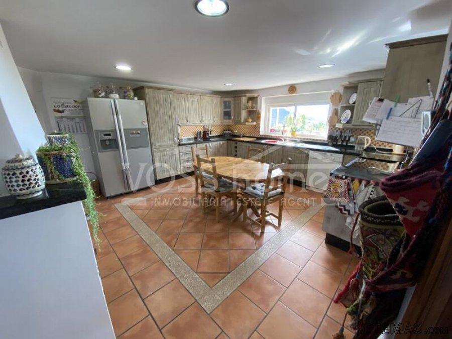 NEW & EXCLUSIVE LISTING TO VOSS HOMES - A full of.. - 8
