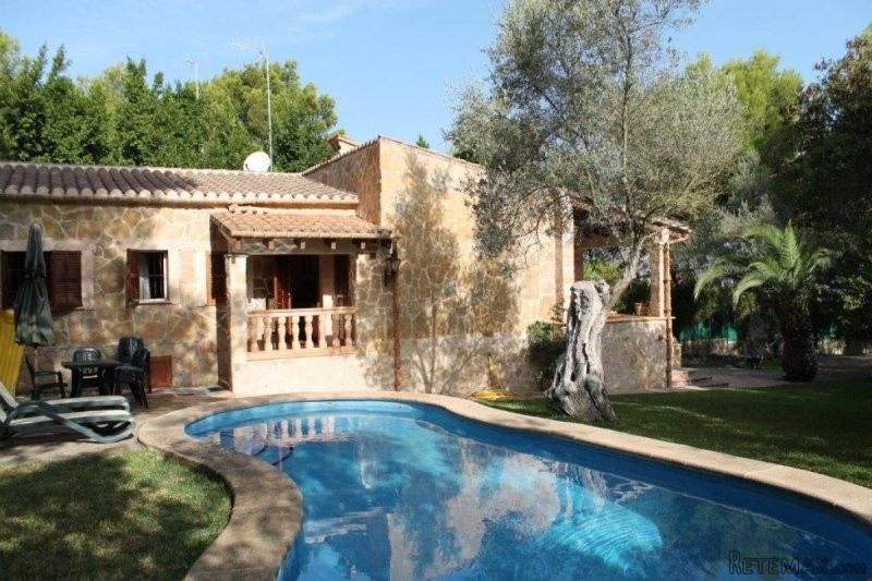 Beautiful stone villa next to the sea - 2