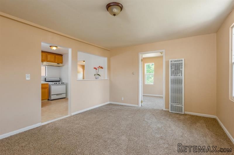Block of Apartments For Sale: 516 W.. - 2